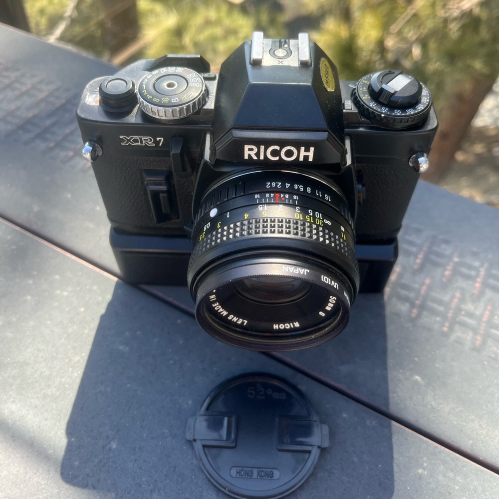 Ricoh xr7 camera with flash
